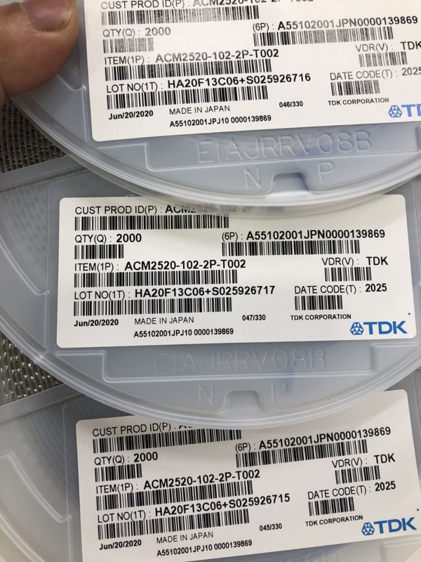 Chip IC, originale nuovissimo del circuito integrato di ACM2520-102-2P-T002 SMD, inutilizzato