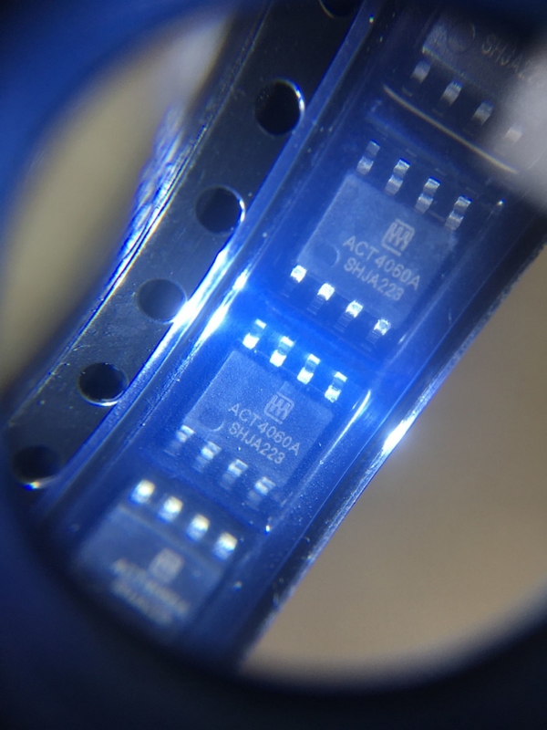 ACT4060ASH   Originale nuovissimo di IC del chip del circuito integrato SOP-8   inutilizzato