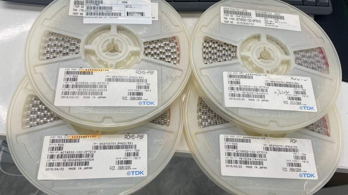 ACT4532-102-2PTD10    Originale nuovissimo di IC del chip del circuito integrato di SMD   inutilizzato