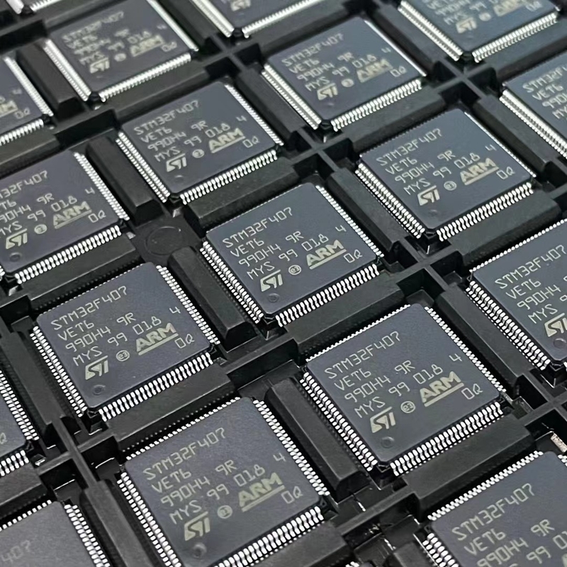 32 bit 128KB LQFP48 MicrocontrollerOriginal dell'ARM Cortex M0+ MCU in circuito integrato di riserva di 48-LQFP STM32L071CBT6
