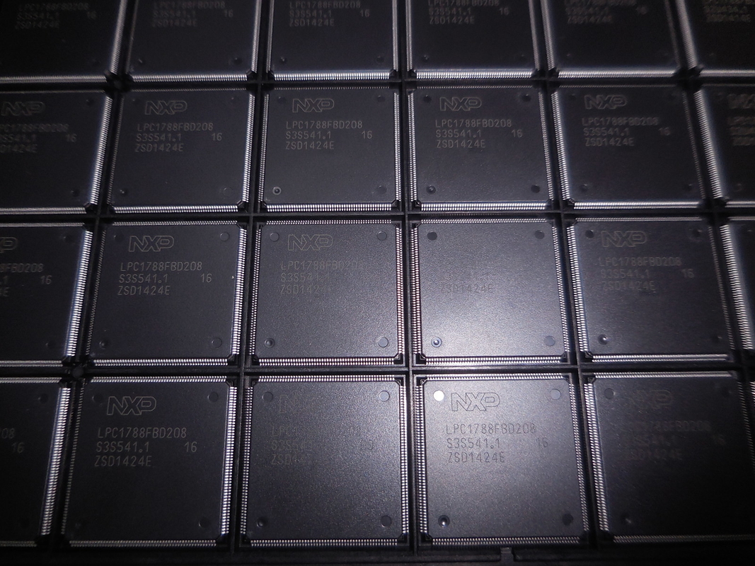 Originale nuovissimo del microcontroller di IC del chip del circuito integrato di LPC1788FBD208 QFP208 inutilizzato