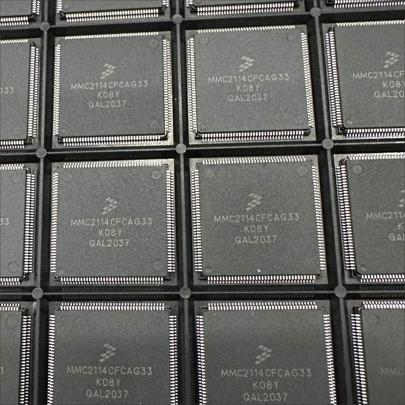 MMC2114CFCAG   LQFP144   Originale nuovissimo del microcontroller di IC del chip del circuito integrato inutilizzato