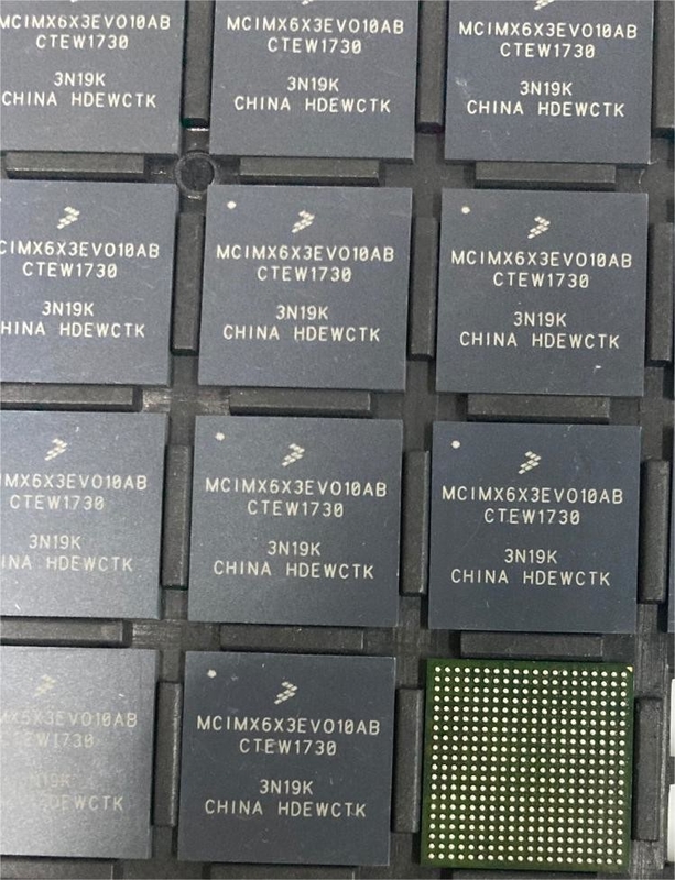 MCIMX6X3EVO10AB    BGA400   Originale nuovissimo del microcontroller di IC del chip del circuito integrato inutilizzato